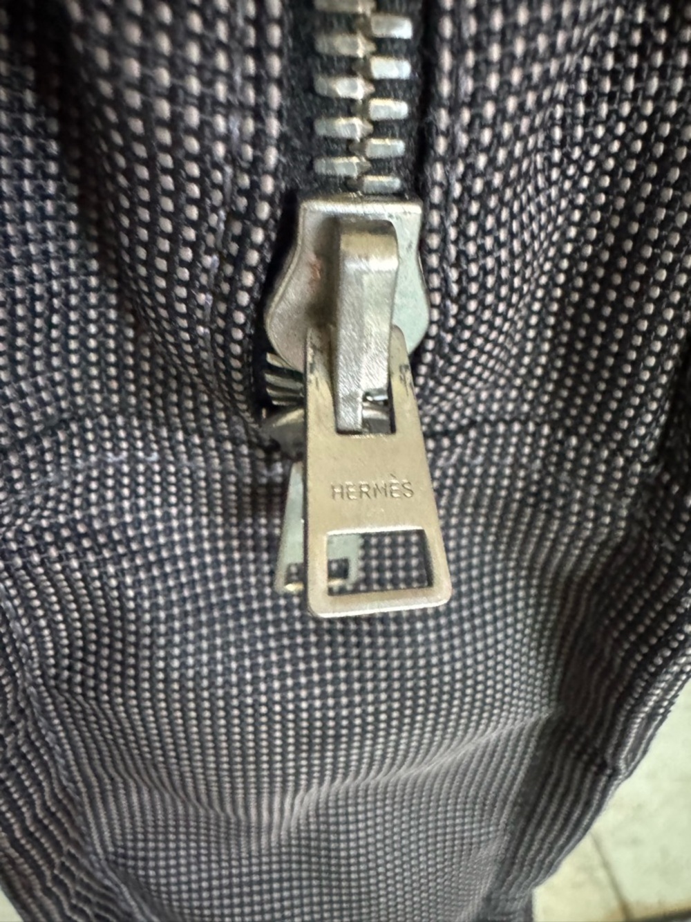 Authentic HERMES Herline GM Tote Grey Canvas Bag handbag - Picture 8 of 14